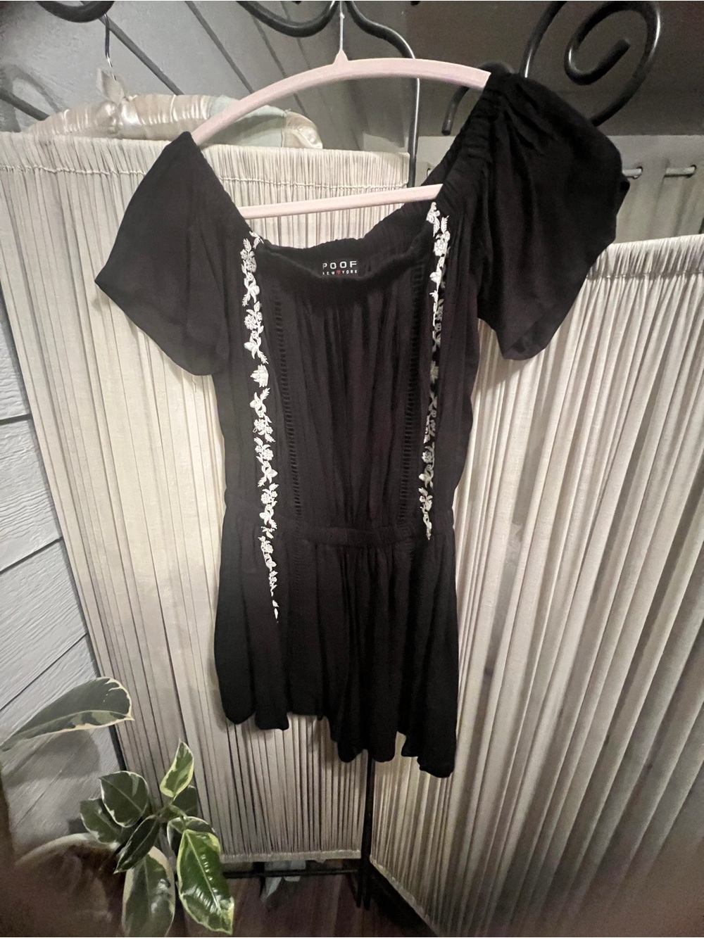 Poof! Black Short Sleeve Embroidered Tunic Top
